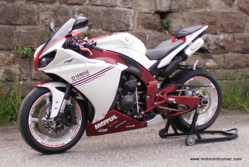 Yamaha YZF-R1